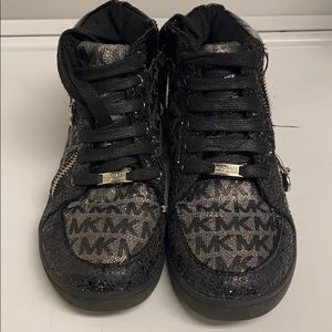 Girls size 4 Michael Kors shoes